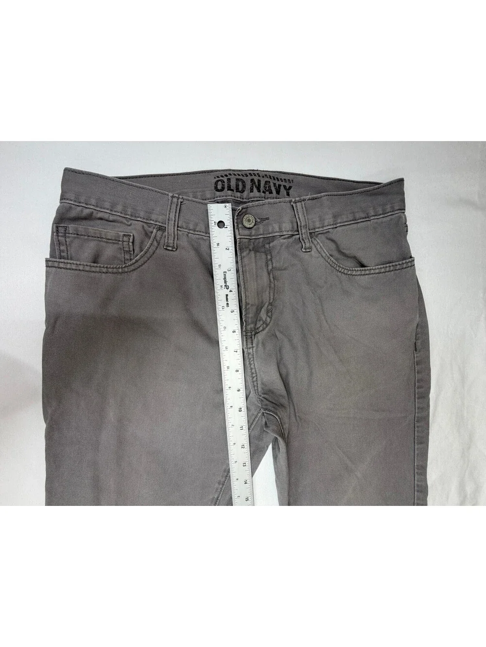 Old Navy Men's Straight Jeans Mid-Rise Zip Fly Medium Wash Size 33 Grey